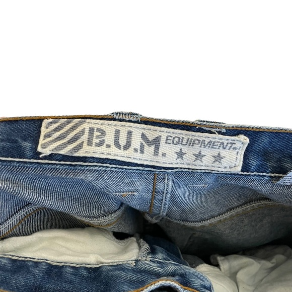 Vintage 1990s BUM Equipment Embroidered Logo Patch Spell-out Mens W38 Shorts - Picture 14 of 16